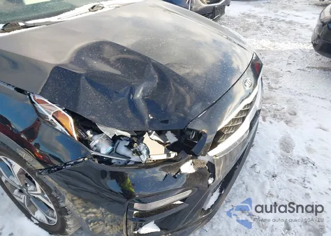 2021 Kia Forte Lxs z USA, uszkodzony, nr VIN 3KPF24AD1ME289268